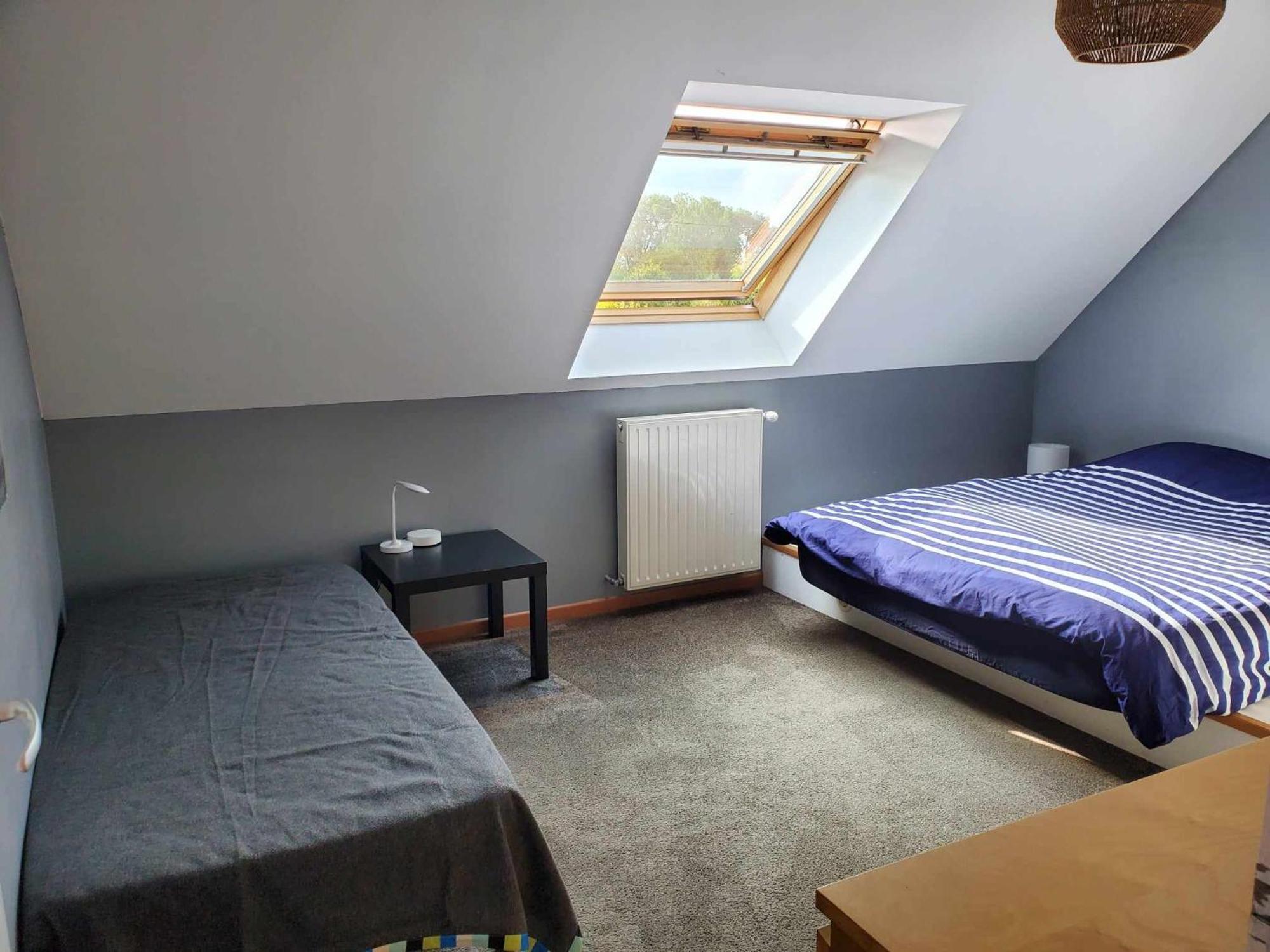 L Etablissement Gold Beach Propose 1 Hebergement , Maison 80M2 Avec Terrain 500M2, Parking Prive A 4 Min Du Port Artificiel D Arromanches, Services Accueil Personnalise, Lits Faits, Serviettes, Menage, Netflix, Wifi Ryes Zewnętrze zdjęcie