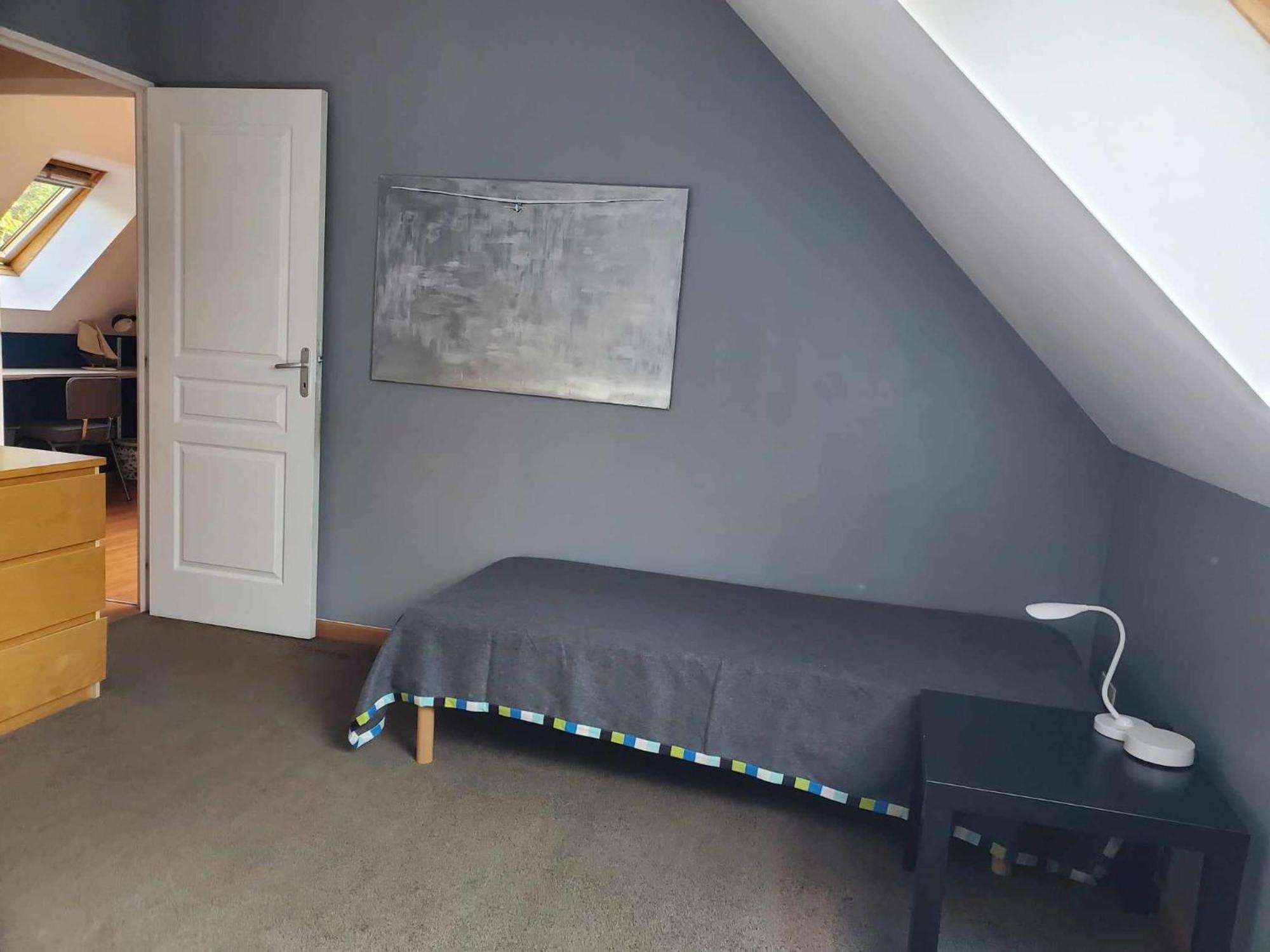 L Etablissement Gold Beach Propose 1 Hebergement , Maison 80M2 Avec Terrain 500M2, Parking Prive A 4 Min Du Port Artificiel D Arromanches, Services Accueil Personnalise, Lits Faits, Serviettes, Menage, Netflix, Wifi Ryes Zewnętrze zdjęcie